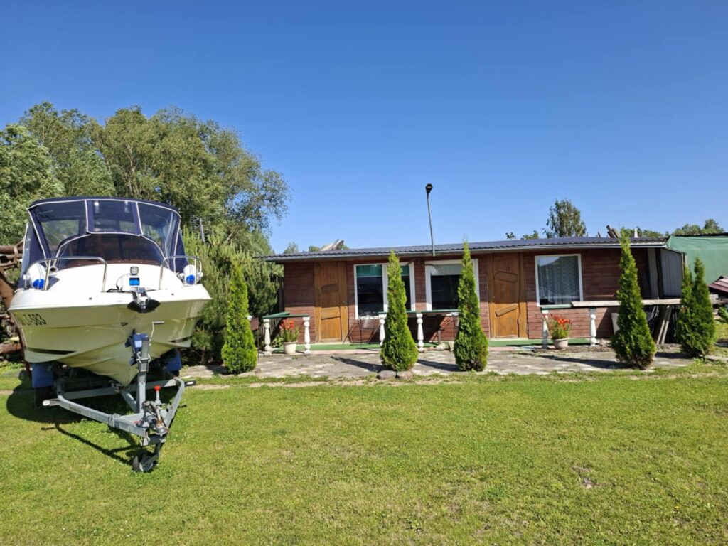 f18bc5f7-f626-424e-b056-c4f24b5a5f7d